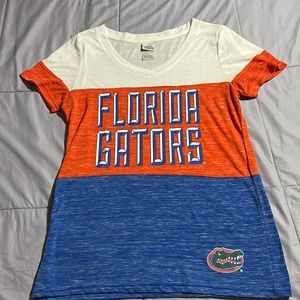 Florida Gator V-Neck Short Sleeve Top